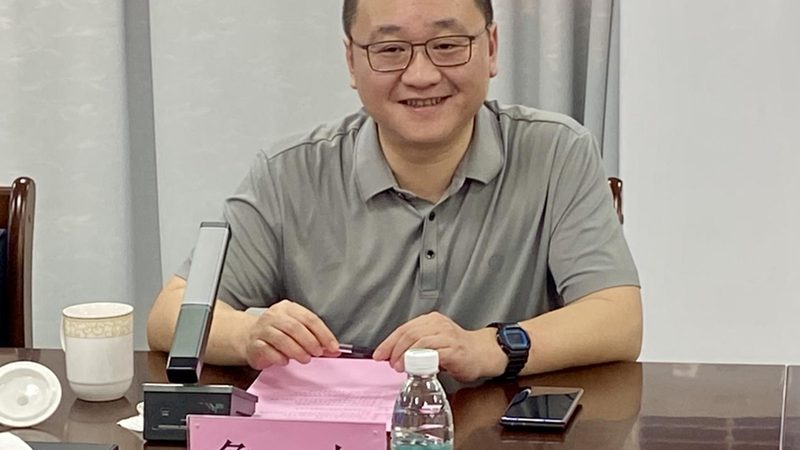 电子配件批发价格通常由以下几个部分构成：